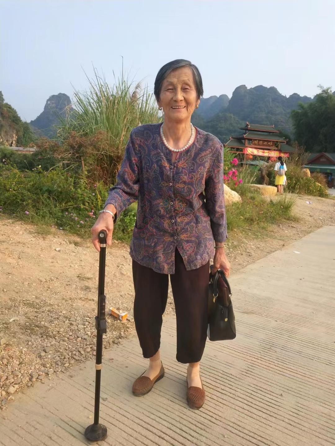 徐辉荣网上纪念馆封面照片