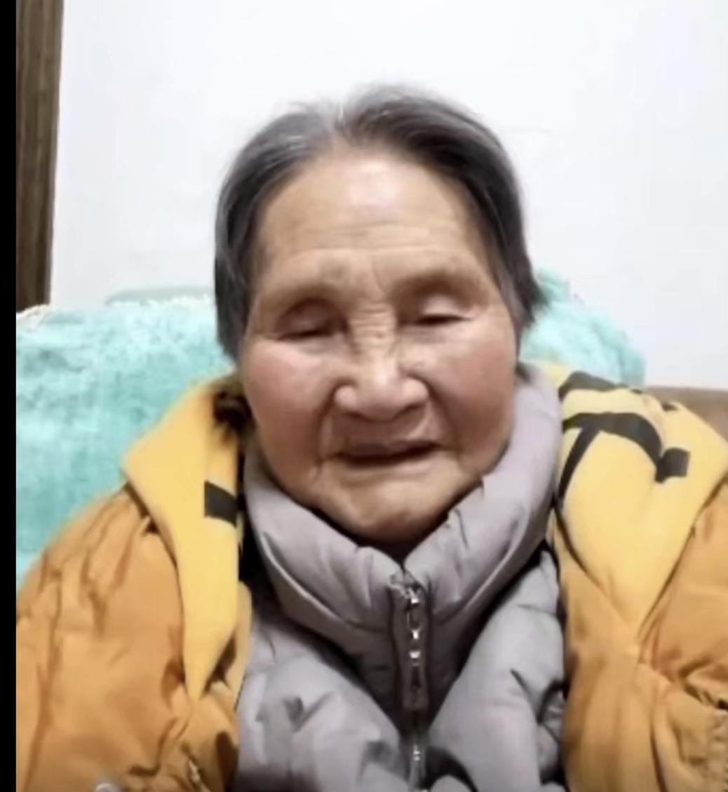 兰华英纪念馆照片:我的妈妈!