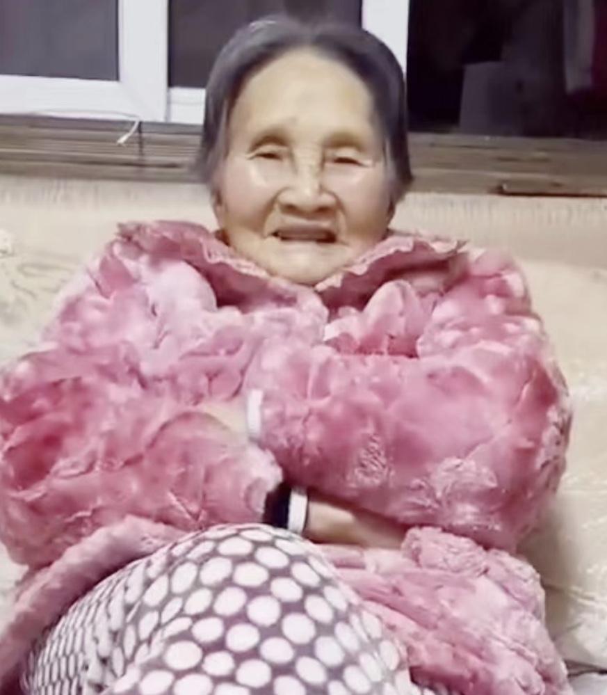 兰华英纪念馆照片:我的妈妈!
