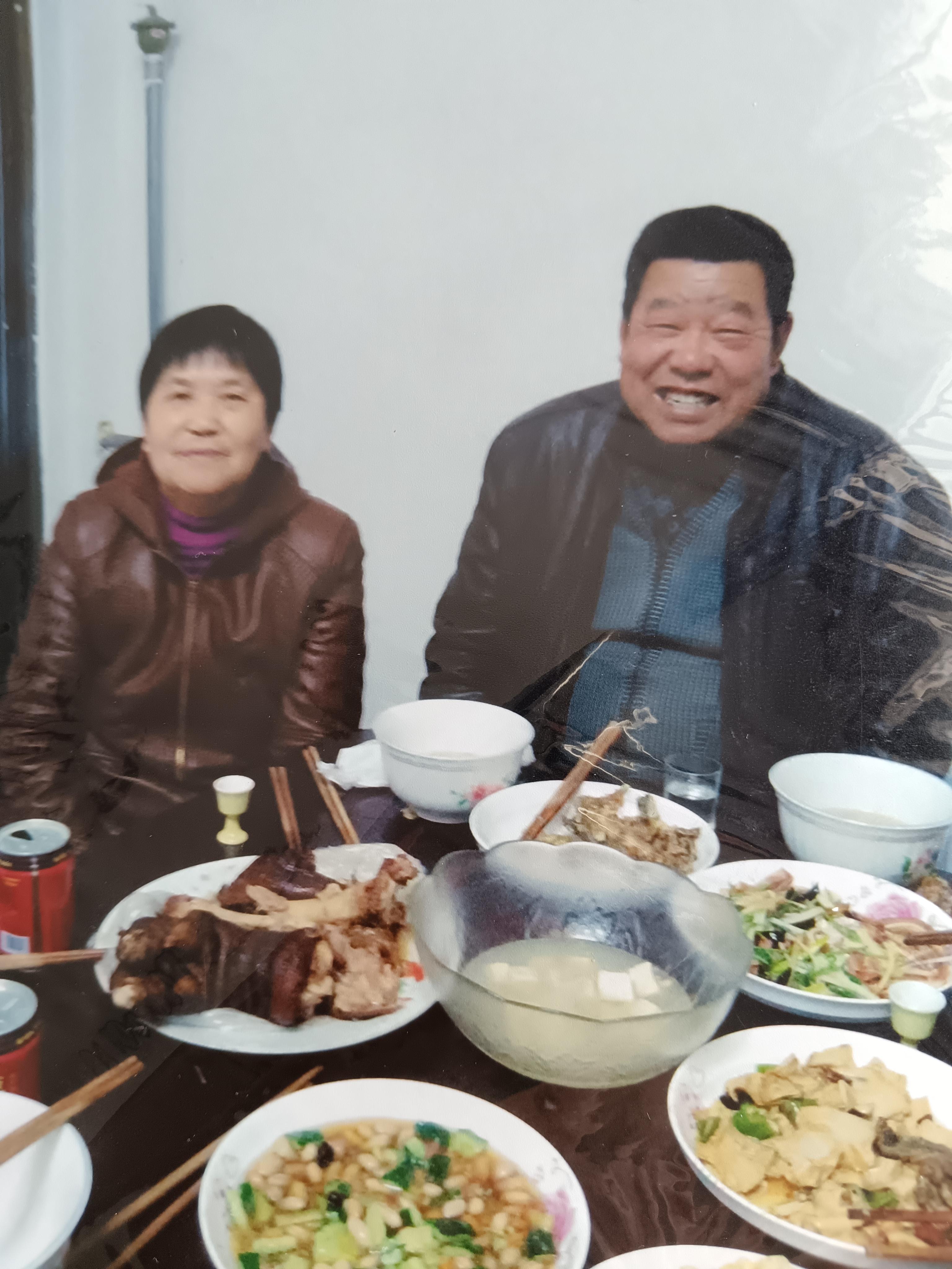 父亲赵小柱纪念馆照片:过大年